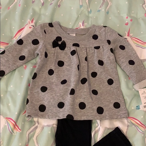 Carters 2t set - Picture 2 of 3